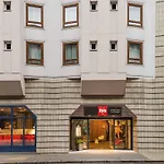 Hotel Ibis Centre Tour Bretagne 3*