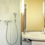 Ibis Centre Tour Bretagne מלון 3*