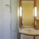 Ibis Centre Tour Bretagne Szálloda Nantes