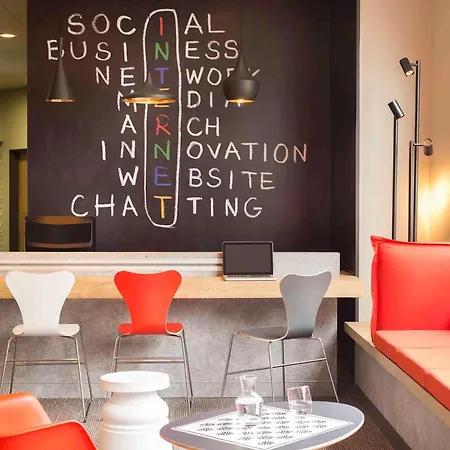 Ibis Centre Tour Bretagne Hotel