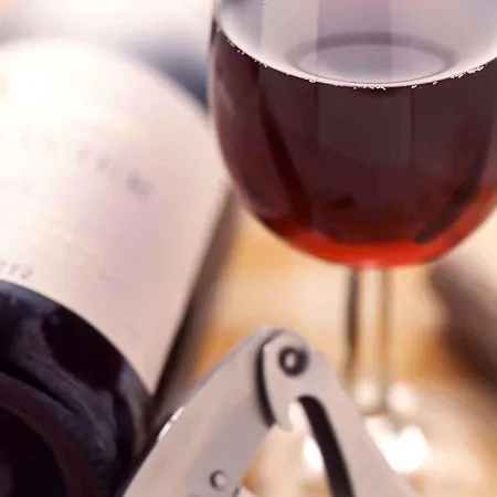 Hotel Ibis Centre Tour Bretagne 3*