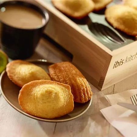 Hotel Ibis Centre Tour Bretagne 3*