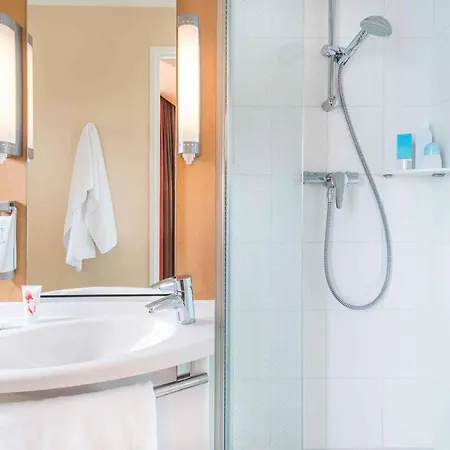 Hotel Ibis Centre Tour Bretagne