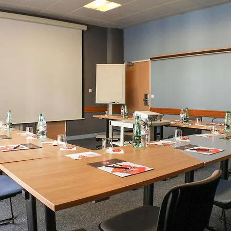 Ibis Centre Tour Bretagne Nantes