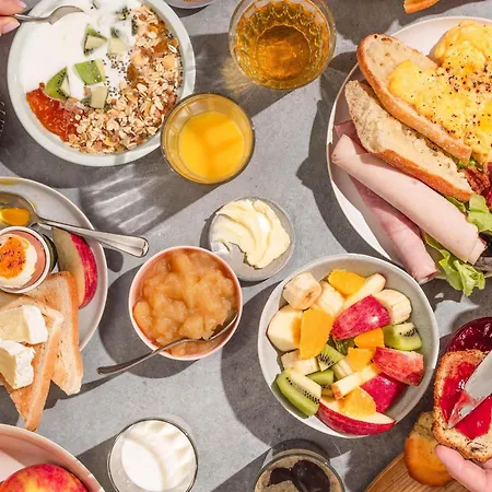 Ibis Centre Tour Bretagne Otel Nantes