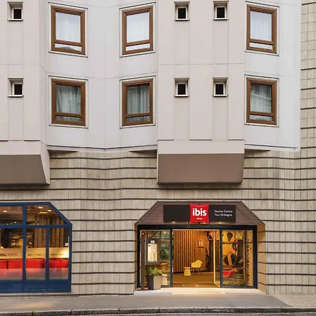Otel Ibis Centre Tour Bretagne 3*