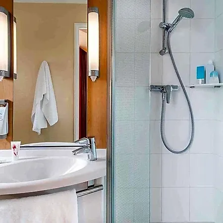 Hotel Ibis Centre Tour Bretagne Nantes