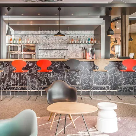 Hotel Ibis Centre Tour Bretagne Nantes