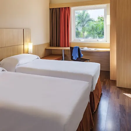 Ibis Centre Tour Bretagne Hotel Nantes