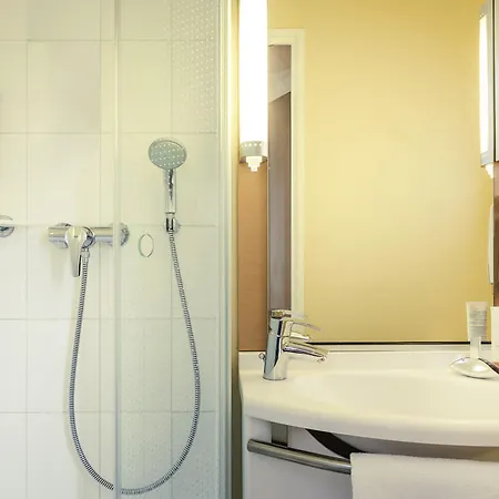 Ibis Centre Tour Bretagne Отель 3*