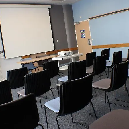 فندق Ibis Centre Tour Bretagne 3*