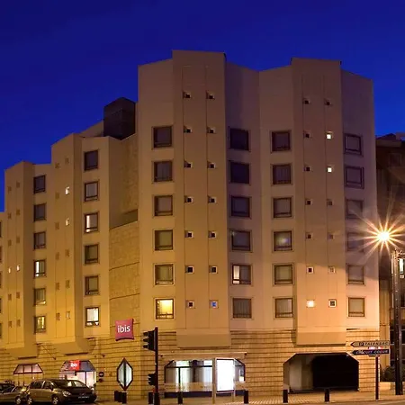 Ibis Centre Tour Bretagne Otel 3*