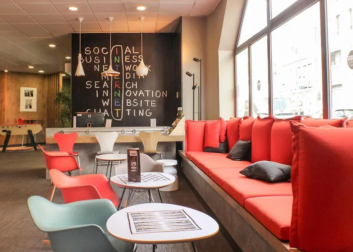 Ibis Centre Tour Bretagne 3* Nantes