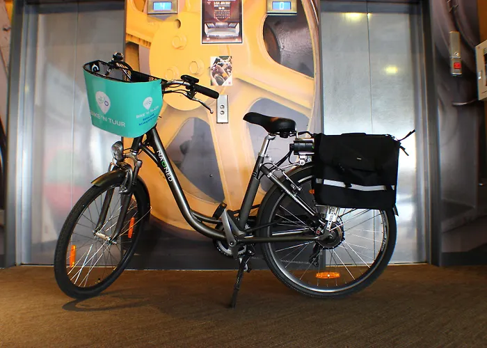 Ibis Centre Tour Bretagne Hotel 3*