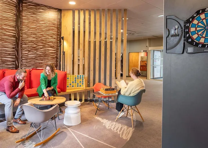 Ibis Centre Tour Bretagne 3* Nantes