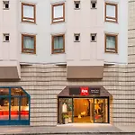 Hotel Ibis Centre Tour Bretagne