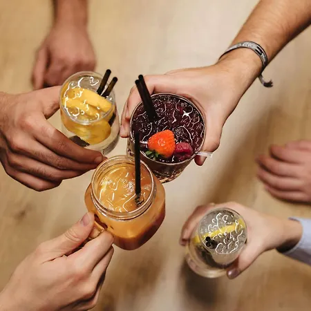 Ibis Centre Tour Bretagne נאנט