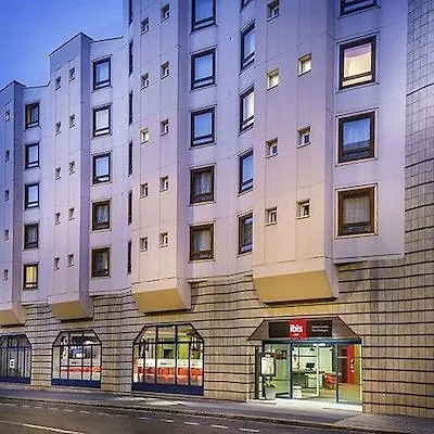 Ibis Centre Tour Bretagne 3* Nantes