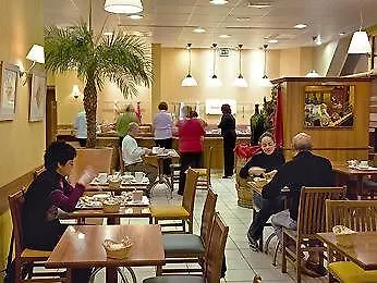 Ibis Centre Tour Bretagne Szálloda Nantes