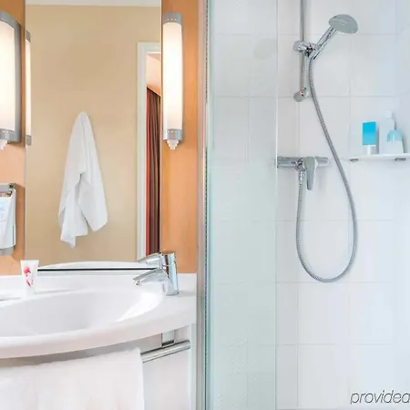 Ibis Centre Tour Bretagne