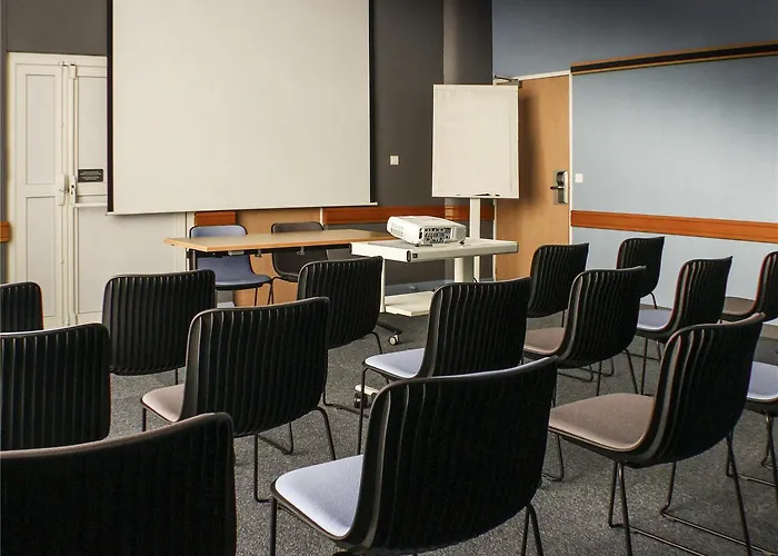 Hotel Ibis Centre Tour Bretagne Nantes